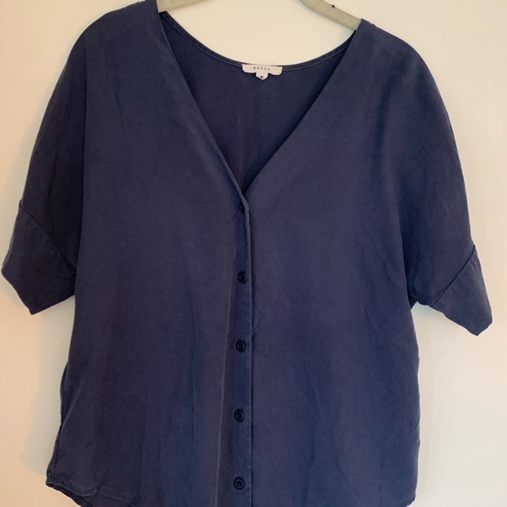 Vetta Girlfriend shirt
